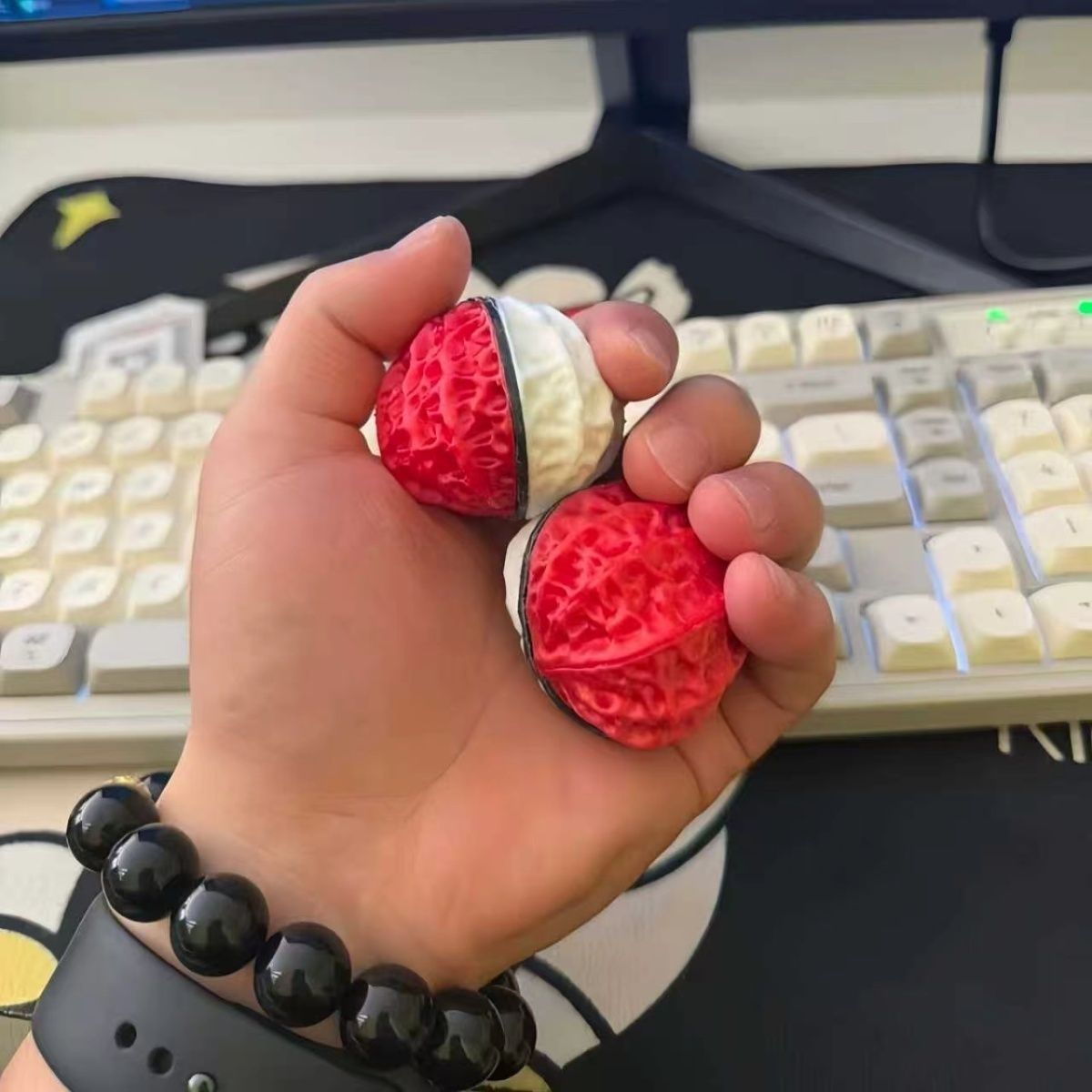 Pokemon Pokeball 3D a Forma di - Pokeball Cosplay Prop recensione e prezzo